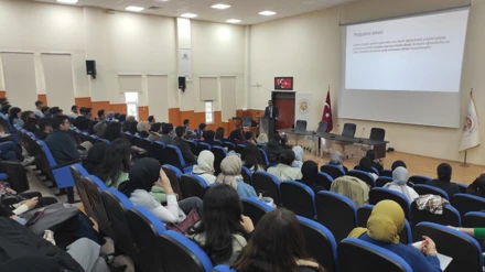 TÜBİTAK 2209 A/B Üniversite Öğrencilerine Yönelik Araştırma Destek Projesi Tanıtım Semineri gerçekleştirildi.